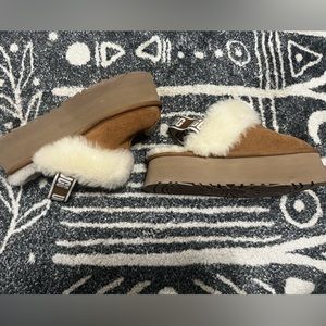 Ugg Funkette platform slipper